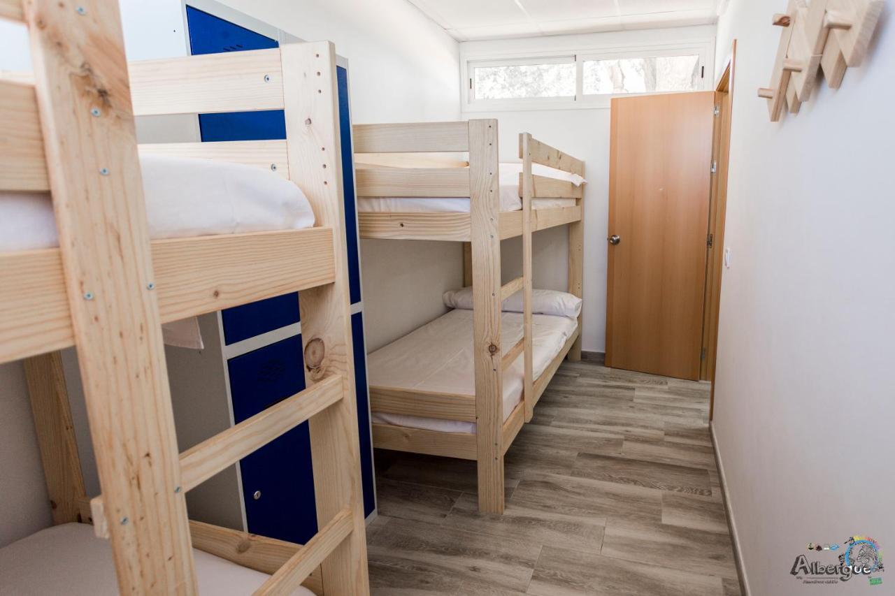 Albergue Multiaventura Active Andalucia Almodóvar del Río Exterior foto